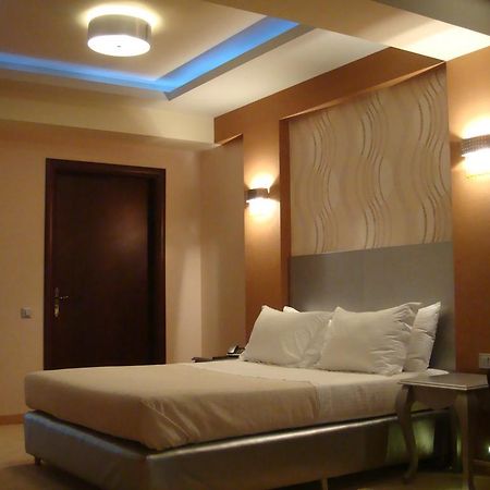 איה אפימיה Odyssey Hotel & Spa מראה חיצוני תמונה