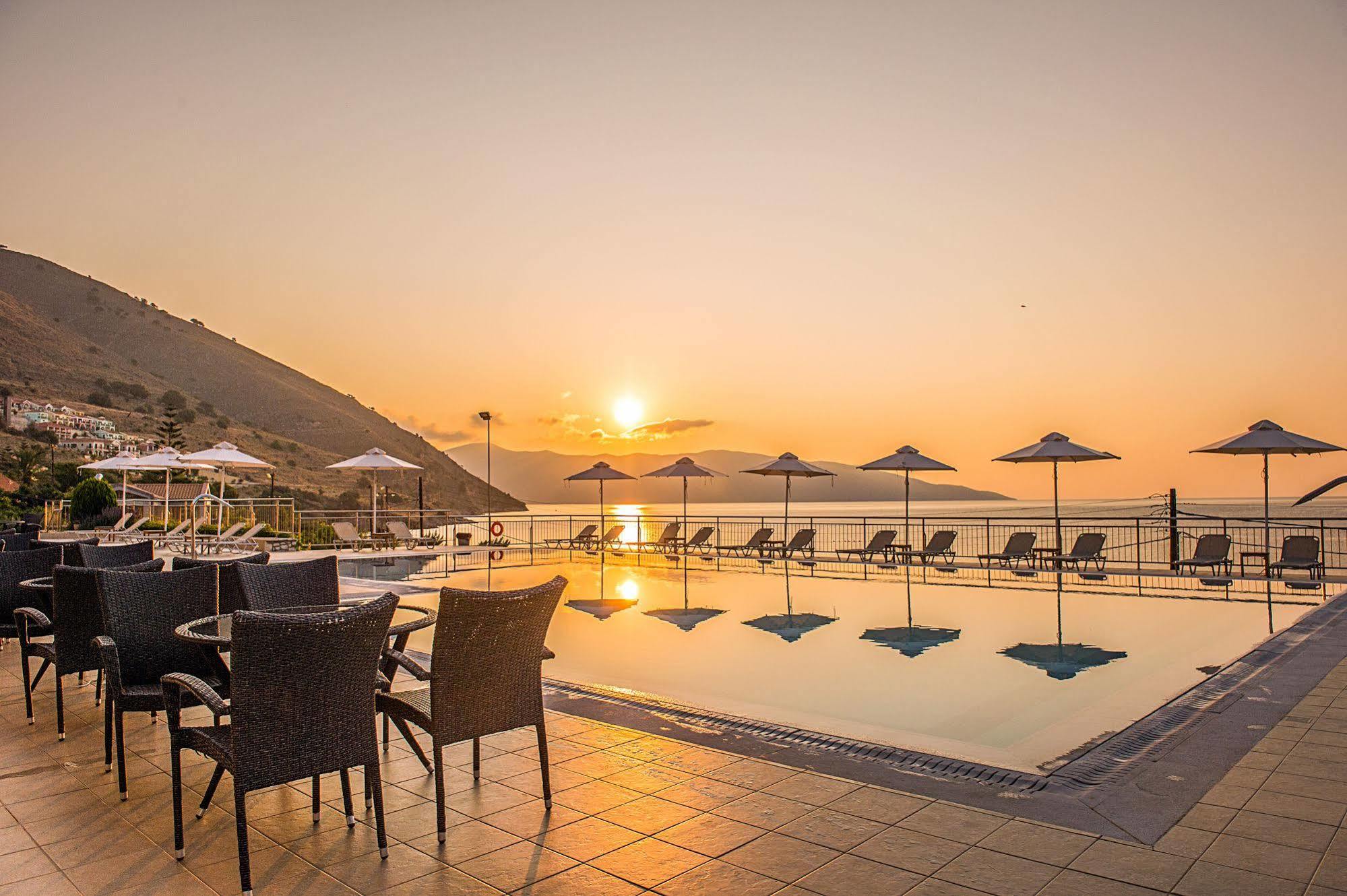 איה אפימיה Odyssey Hotel & Spa מראה חיצוני תמונה