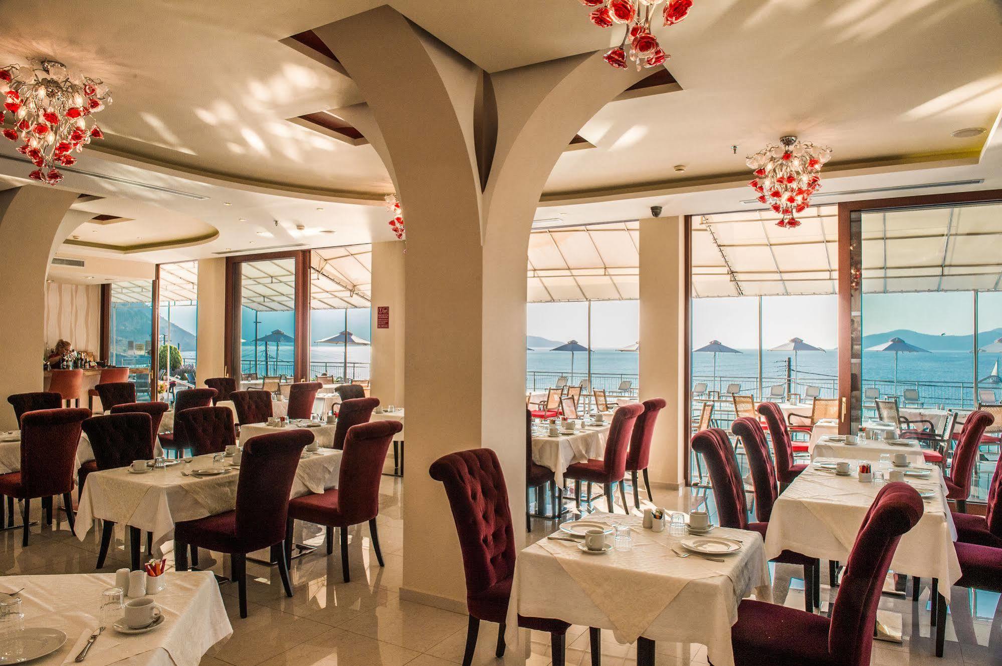 איה אפימיה Odyssey Hotel & Spa מראה חיצוני תמונה