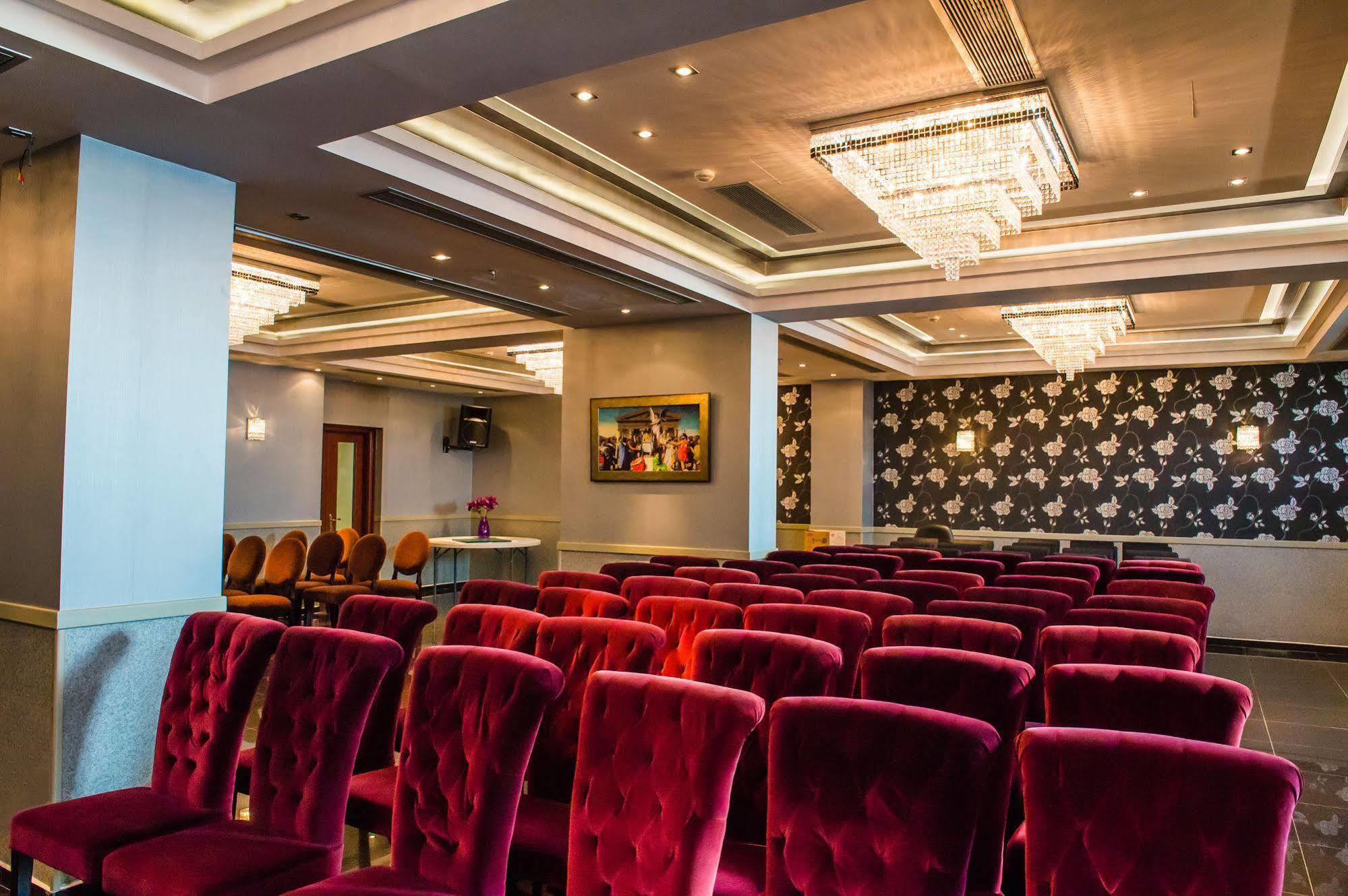 איה אפימיה Odyssey Hotel & Spa מראה חיצוני תמונה